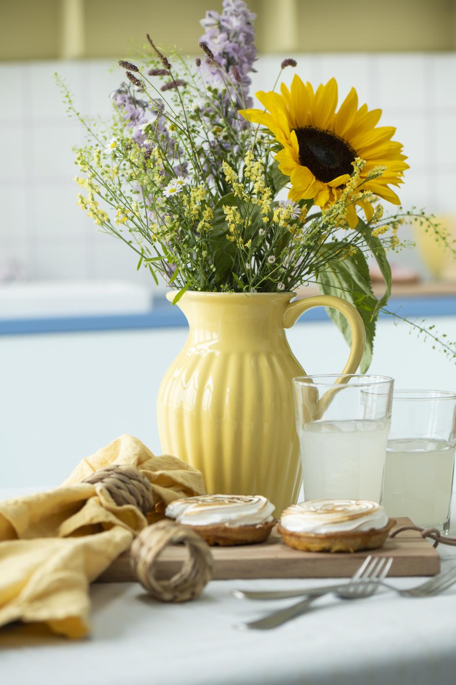 Large Jug (Ribbed)